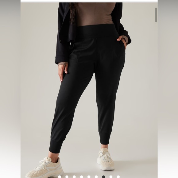 ATHLETA VENICE VELVET STRIPE JOGGER NWOT🔥 - Picture 1 of 11